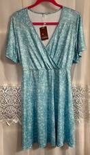 Fashion Women's Blue/ White Size M Short Sleeve V-Neck Wrap Mini Dress NWT Boho