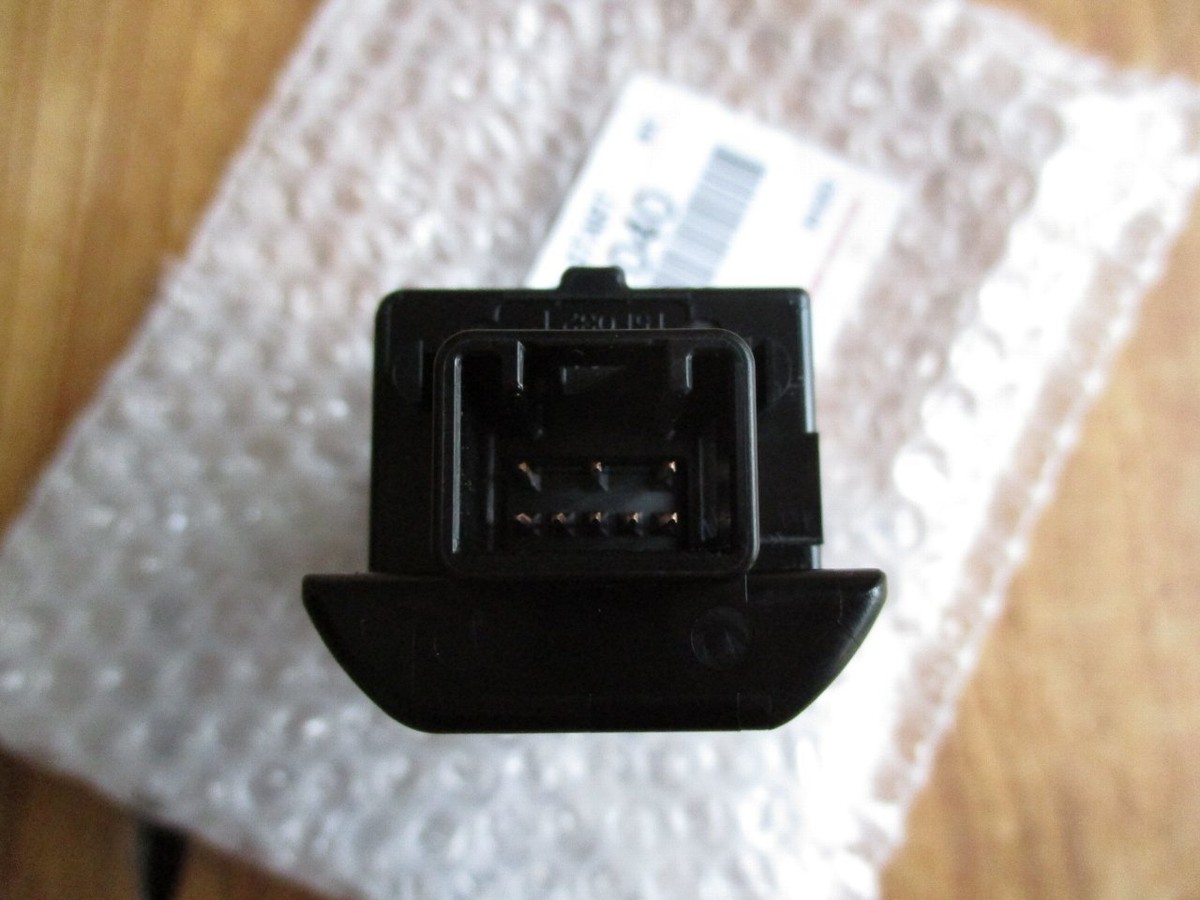 Toyota Genuine 86 Zn6 Gr Push Start Switch Button Gazoo Racing C