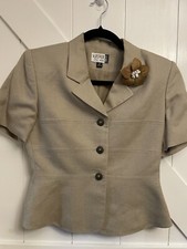 Kasper Company ASL Petite 2pc Lt Brown Skirt Suit Size 2P Short Sleeved