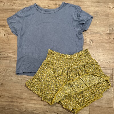 AéRopostale/American Eagle outfit, size small, skirt/shorts, shirt