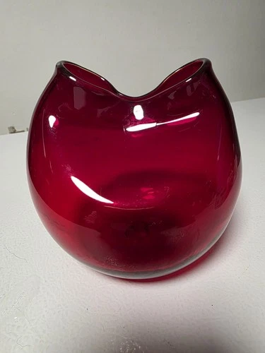 Blenko Ruby Red Pinched Glass Ivy Vase