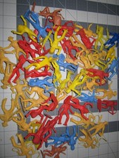 VINTAGE MPC WESTERN PLAYSET FIGURES COWBOYS INDIANS