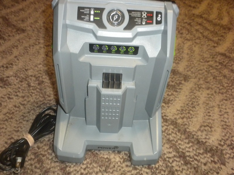EGO 56V TURBO BATTERY CHARGER CH7000