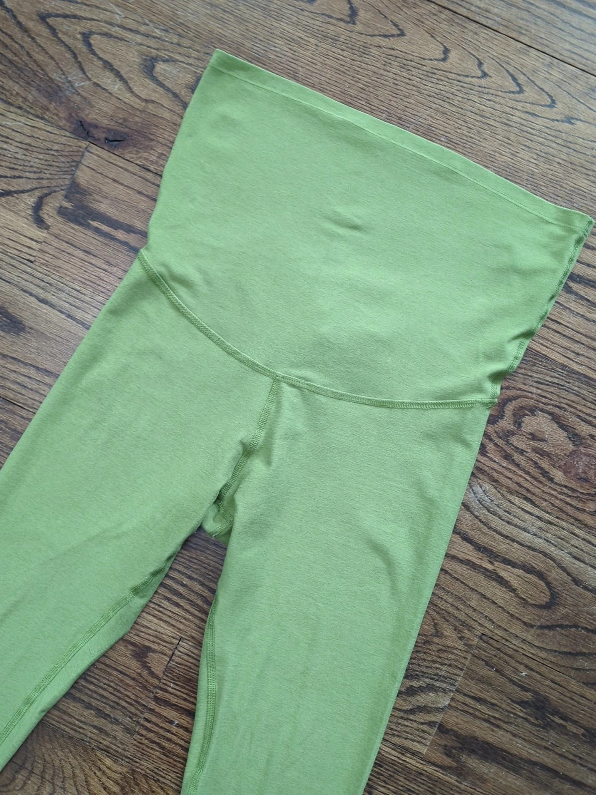 beyond-yoga beyond the bump maternity activewear capri leggings