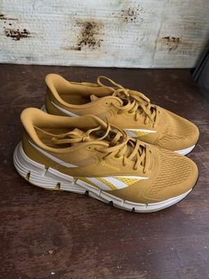 Reebok Men Zig Dynamica 5 Running Shoes, Retro Gold/Classic Yellow/Chalk