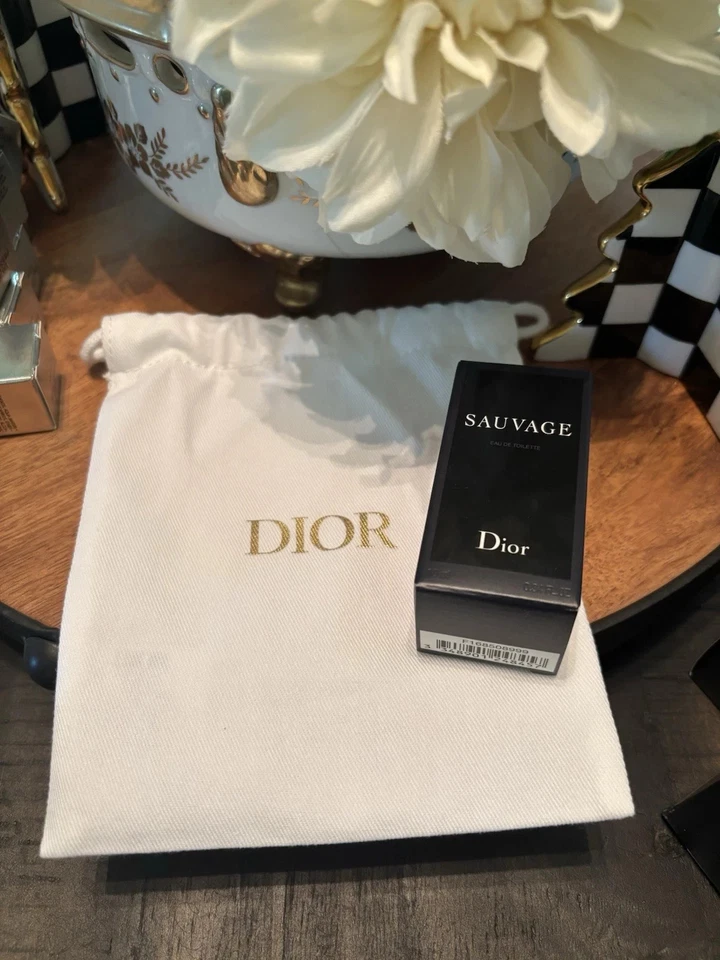Dior Sauvage Parfum Eau de Toilette Masculino Fragrância Viagem + Bolsa + Conjunto de Férias de Aniversário $189 - Imagem 2 de 4