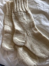 SOCKS HAND KNITTED 100 WOOL NEW Unisex 10-11 Size