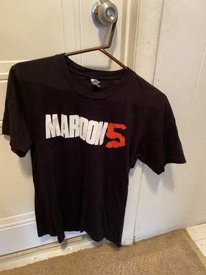 Maroon 5 Red Pill Blues Black Tour Size Medium T-Shirt