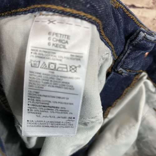 Old Navy Jeans Womens Size 6P Extra High Rise Skinny Rockstar Distressed Hole - Picture 9 of 10
