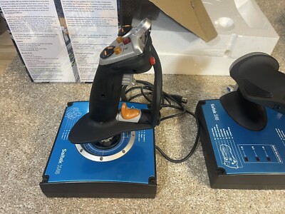 Saitek Joystick X45 - Périphérique de jeu