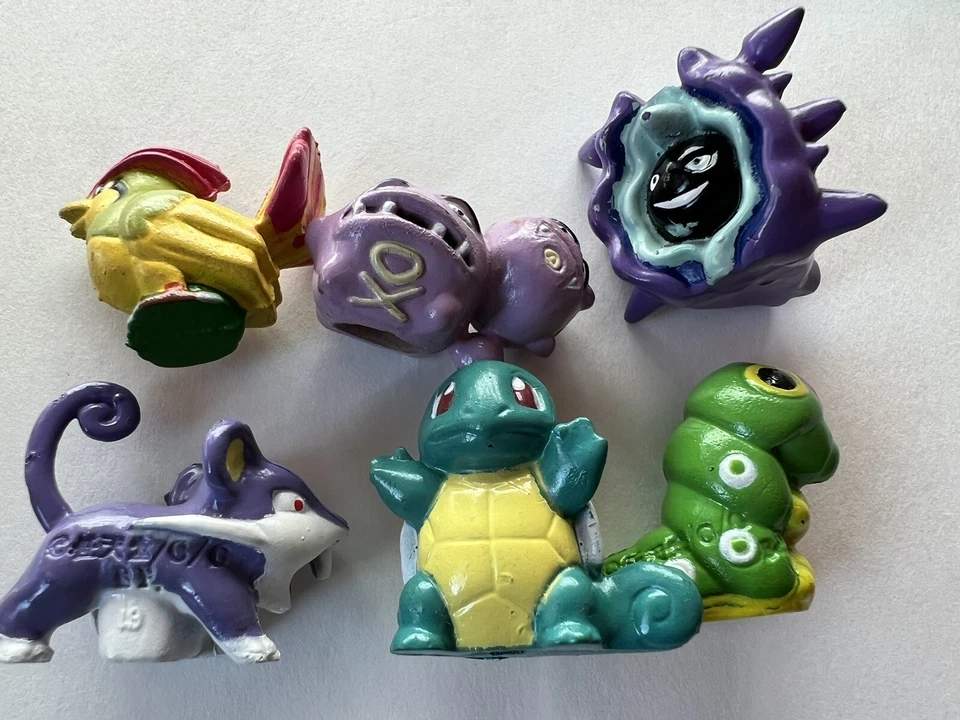 Lote de 12 Pokémon Mystery Poke Pack 1999 de colección Foto 2 de 4