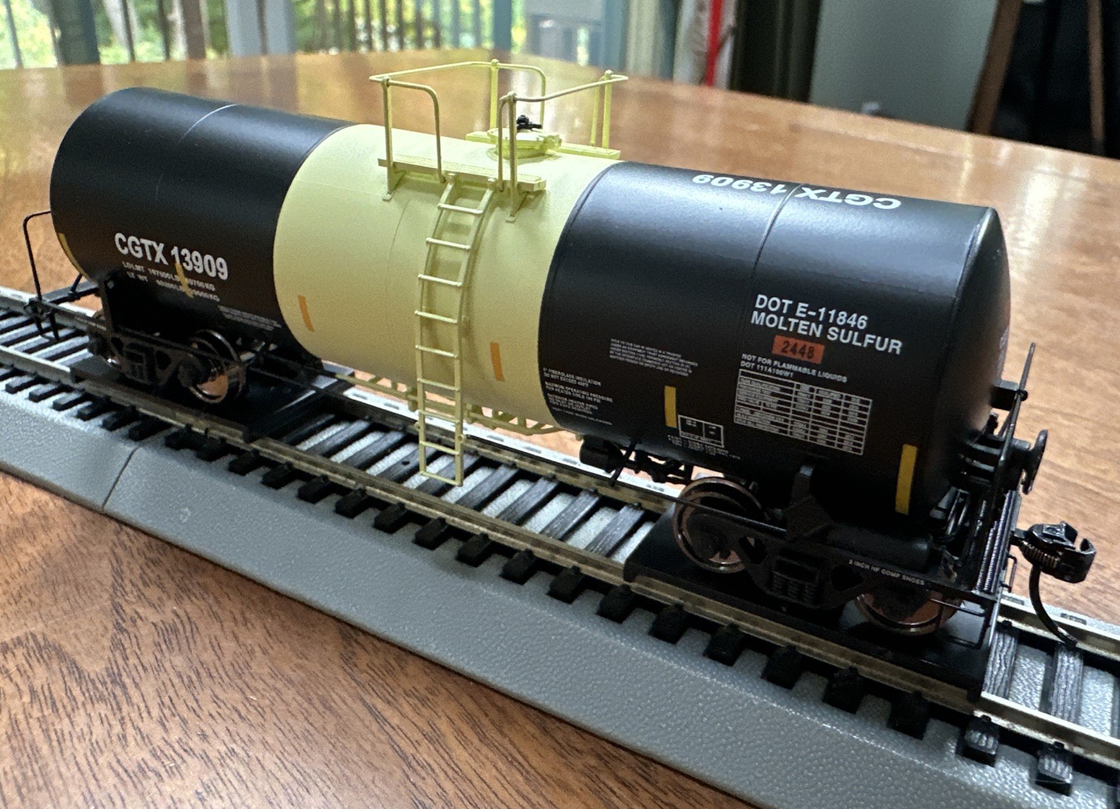 Picture 9 of 10
