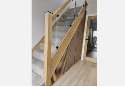 Vierkant Newel Pfosten Eiche Vierkant Treppenpfosten 1500 mm x 90 mm ganz oder halb wählbar