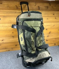 Ricardo Beverly Hills Rolling Duffel Bag Luggage Backpack 30” ~ Used Good