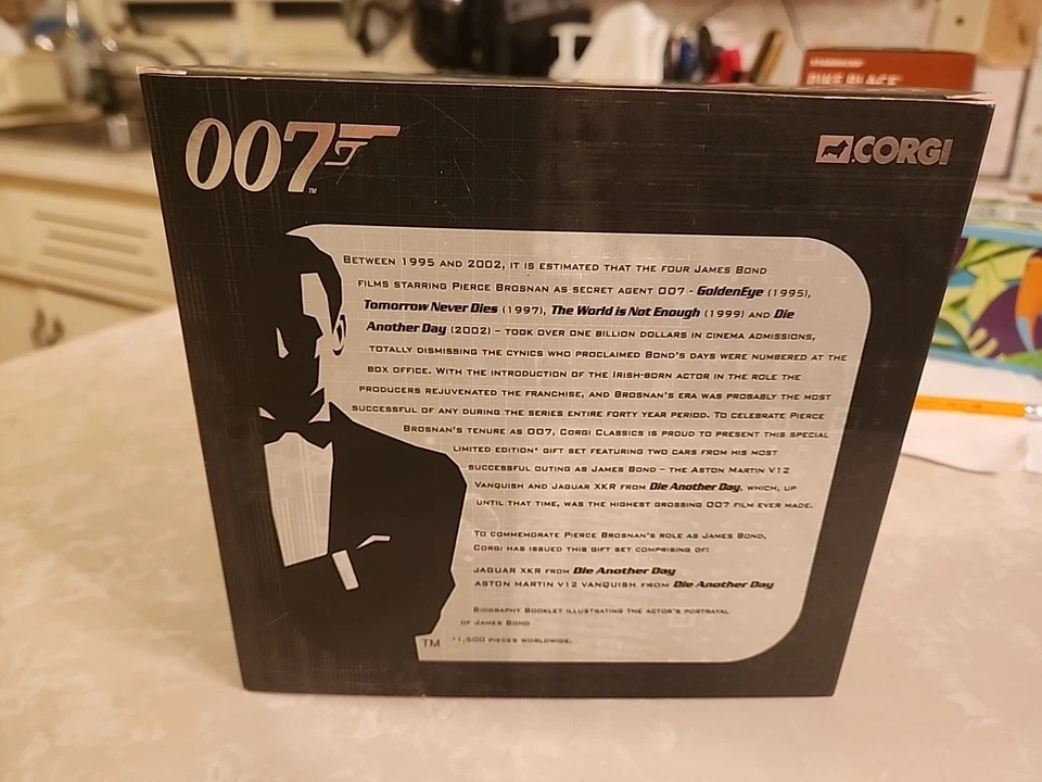 Corgi James Bond Pierce Brosnan Boxed 2 Car Set NEW CC93986 Retired - Image 2 of 4