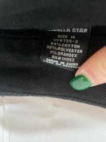 Vanilla Star Jean Skirt Size 16 Juniors Black Denim Mini Skirt  - Picture 5 of 9