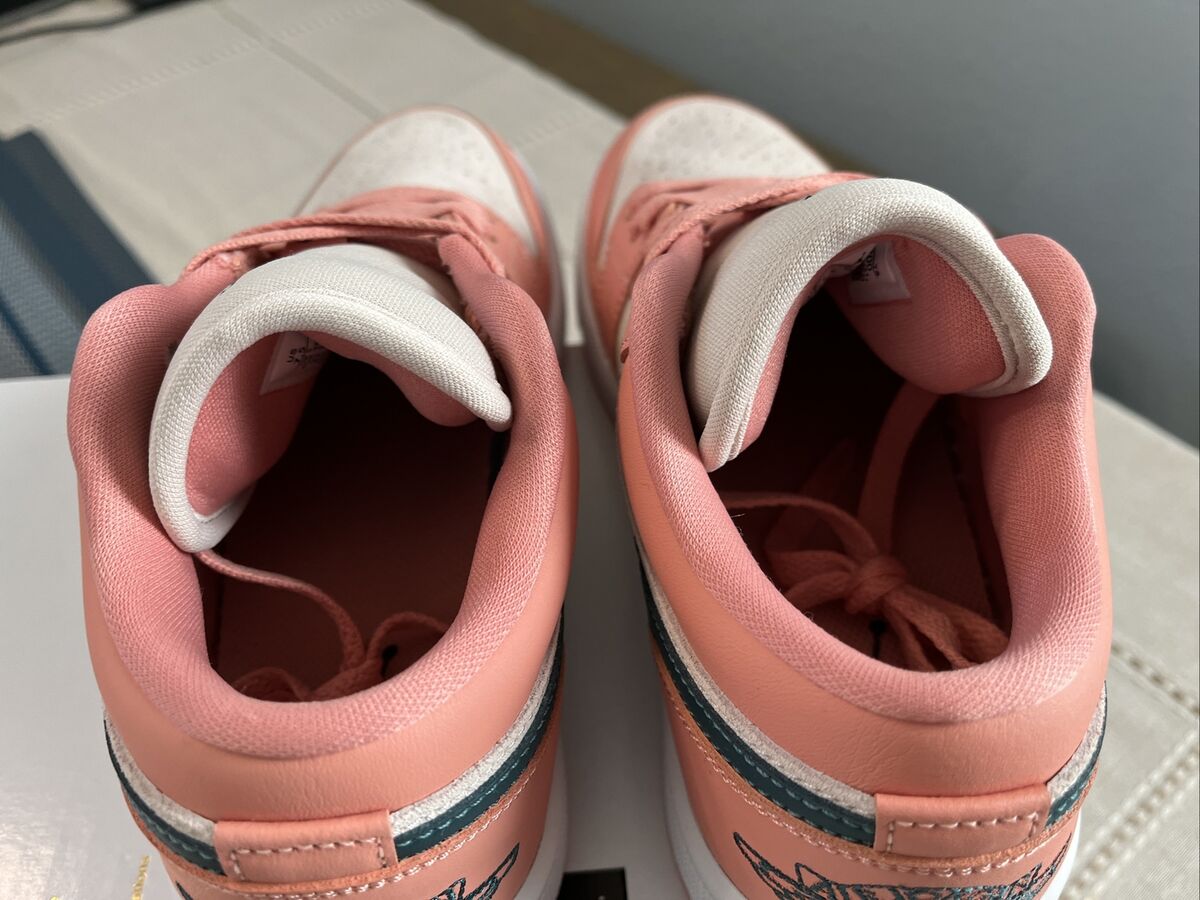 Nike Air Jordan 1 Low Light Madder Root DC0774-800 Women's Nike Air Jordan 1 Low Light Madder Root DC0774-800 Women's