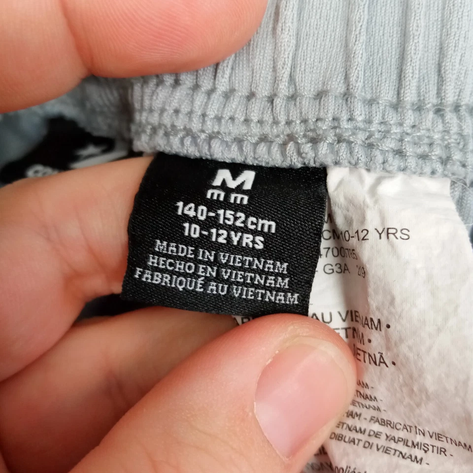 Pantalones Cortos Converse Gris “All Star Converse” Letrero Talla M 10-12 AÑOS Foto 4 de 4