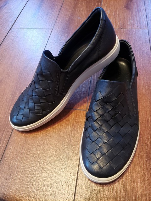 ecco soft quilted slip on