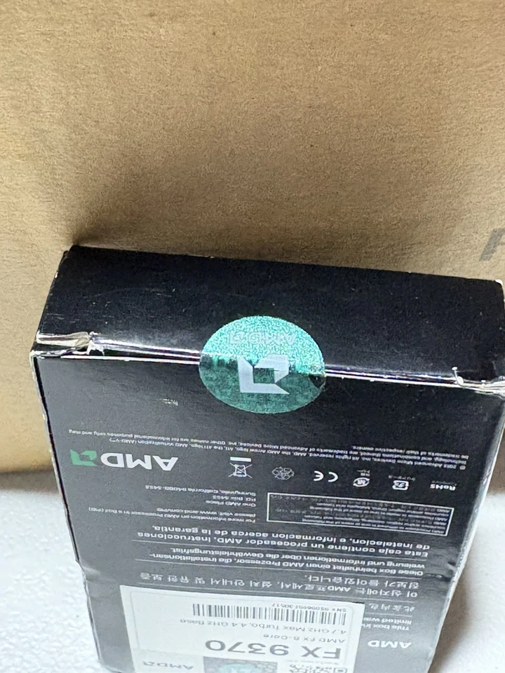 AMD FX-9370 Octa-core (8 Core) 4.40 GHz Processor - Socket AM3+ Retail Pack - Image 4 of 4