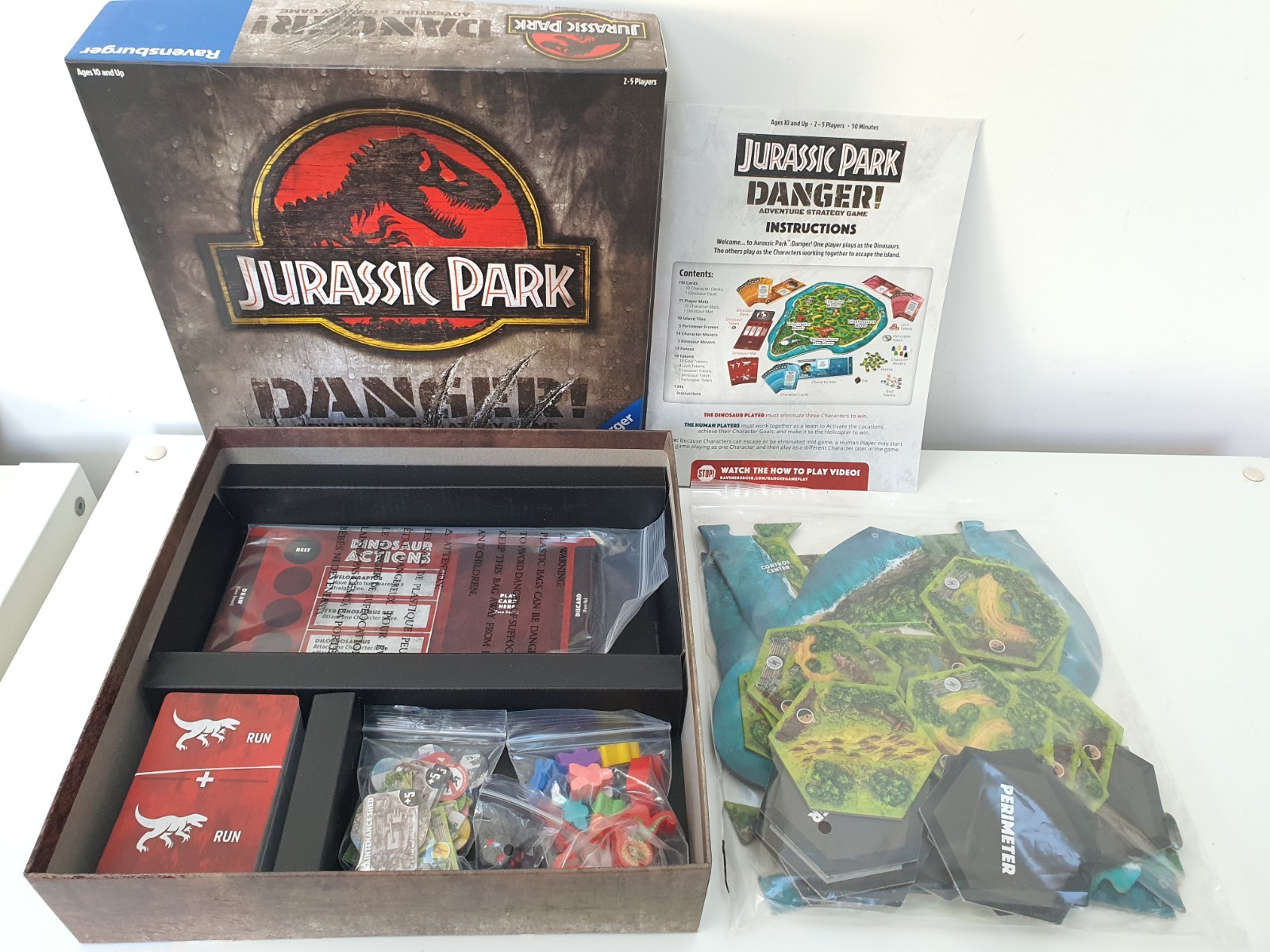 Ravensburger Jurassic Park Danger Adventure Strategy Board Game