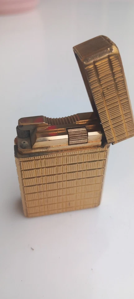 Accendino DUPONT placcato Oro - Immagine 2 di 4