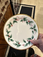 Vintage Mikasa Ribbon Holly 7-3/4” SALAD Plate, Gold Trim Christmas MINT BUY NOW
