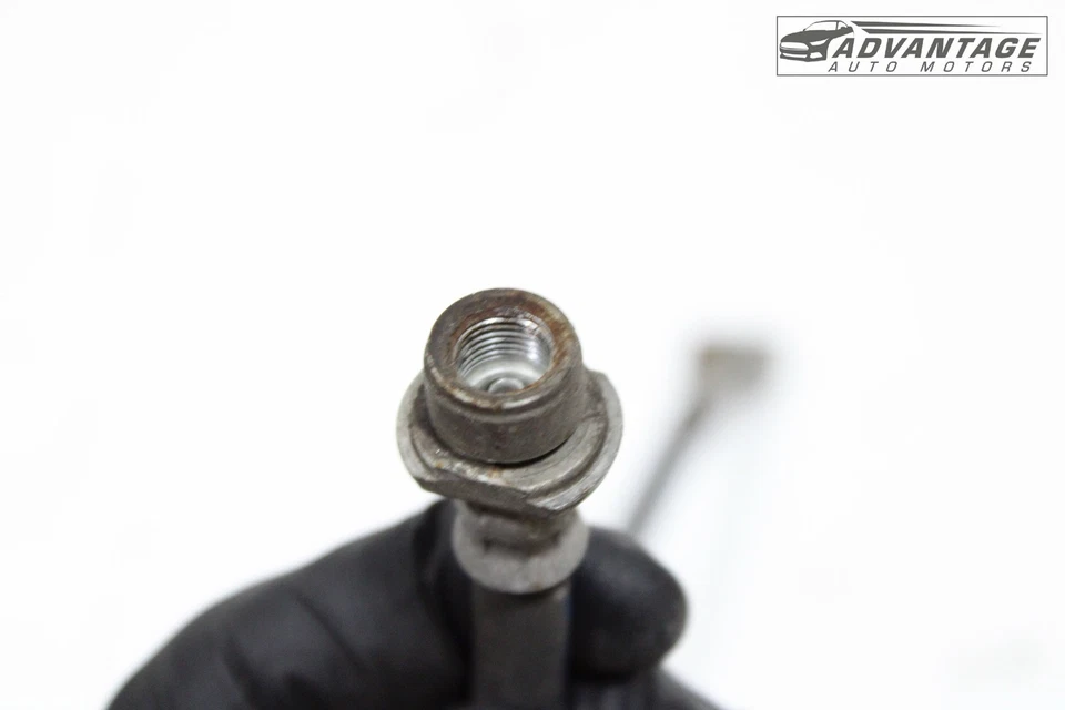 Toyota Camry 2018-2024 tracción delantera trasera derecha ABS pinza de freno manguera tubo OEM Foto 3 de 4