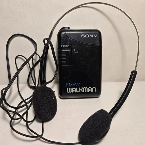 VINTAGE Sony SRF-29 FM/AM Walkman Portable Radio w/ Headphones TESTED & WORKING