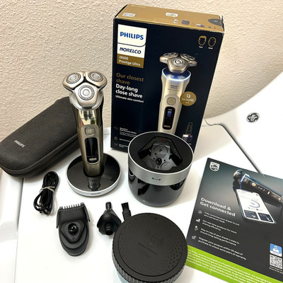 Philips Norelco Shaver i9000 Prestige Ultra, Wet & Dry Electric Shaver 