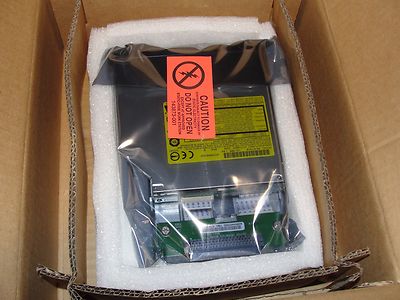 Intel DVD-ROM Drive / Floppy Drive Combo AXXDVDFLOPPY