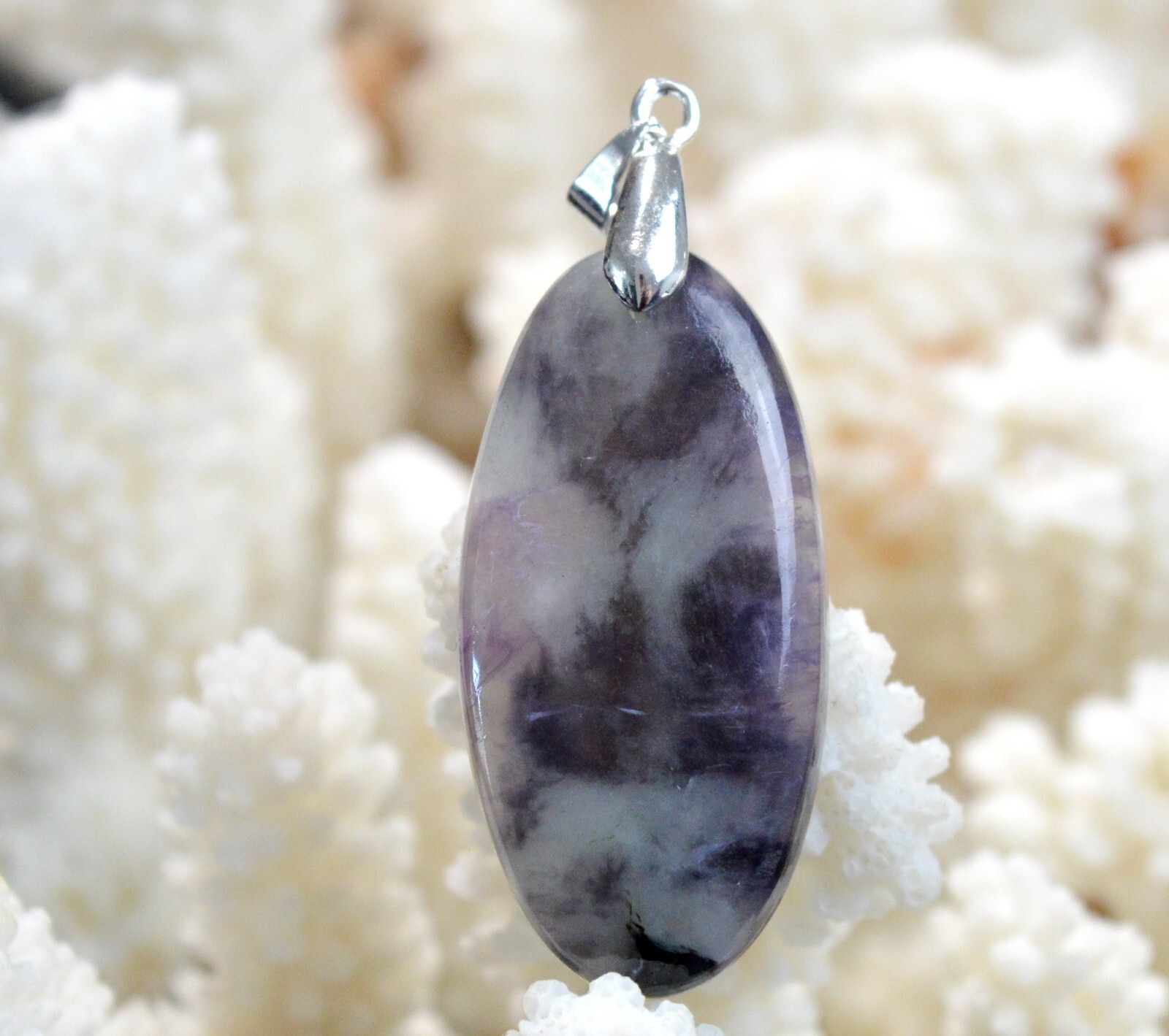 Pendentif améthyste 43 carats cabochon en pierre naturelle du Brésil DR24