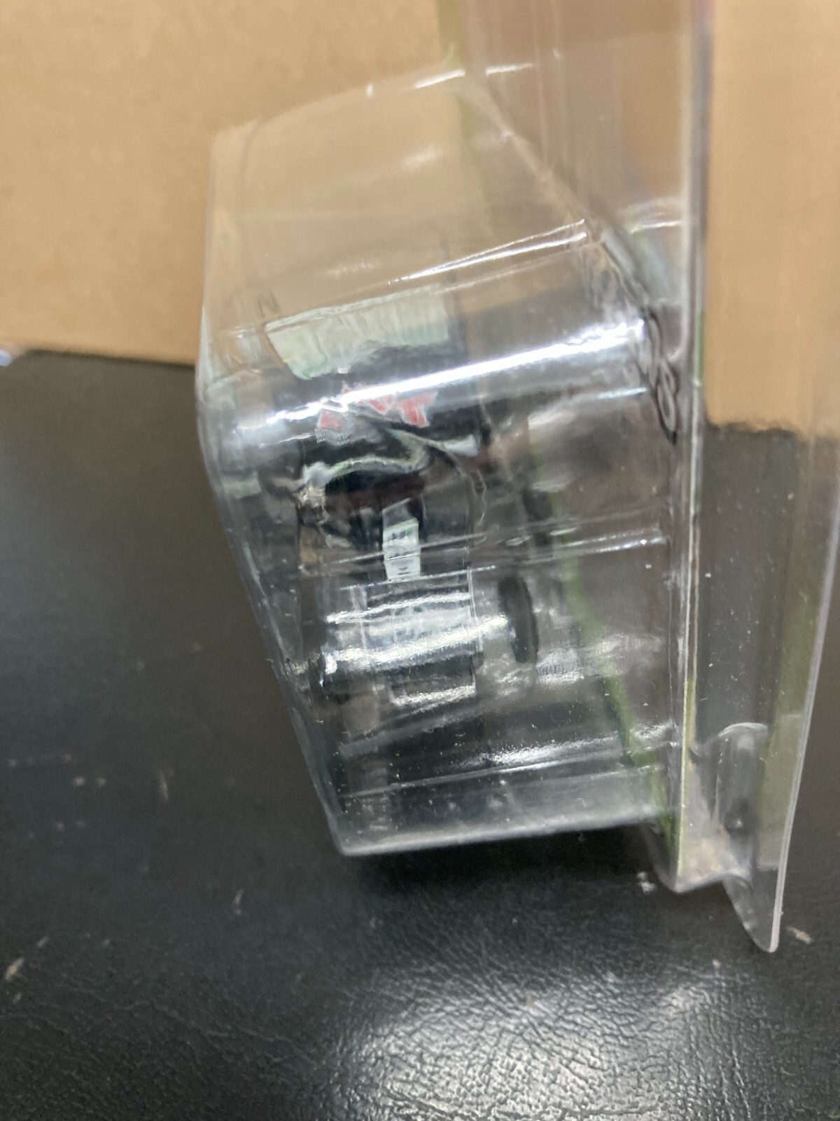 Picture 3 of 6