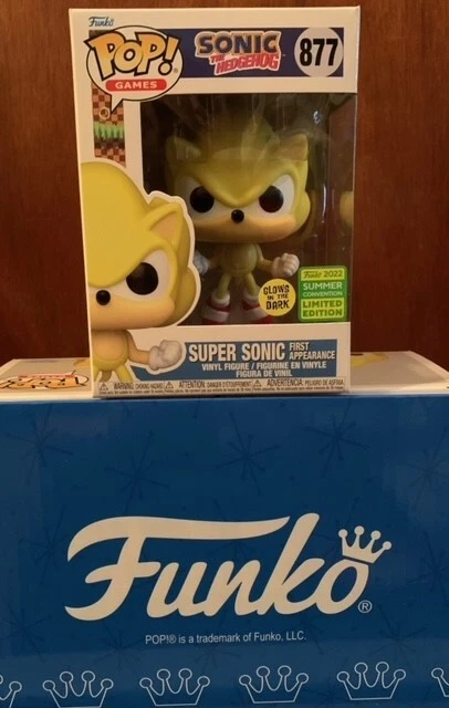 Funko Pop! Games Sonic the Hedgehog Super Sonic First Appearance GITD 2022  Summer Convention Exclusive Figure #877 - US