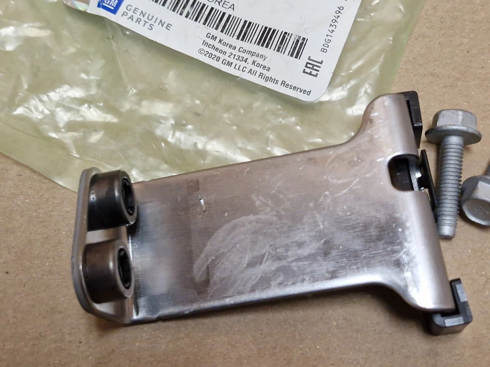 Vauxhall Viva C16 1.0 Timing Chain Guide 2015-2018 B10XE 12656078 Genuine NEW - Image 3 of 4