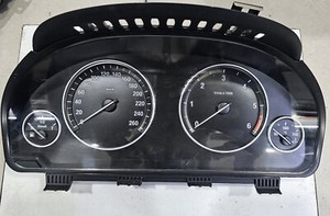 BMW 520D/525D F10/F11 KOMBIINSTRUMENT KOMBI JOHNSON 9339895