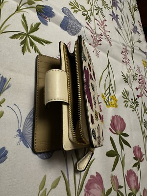 COACH Medium Corner Zip Wallet With Creature Print CR936