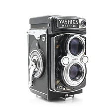 Yashica Mat-124 6x6 Twin Lens Camera w/ 80mm f3.5 Yashinon Parts/Repair 080