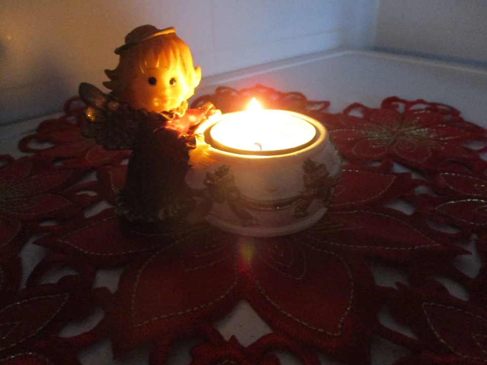 Deko Weihnachten Teelichthalter, kleiner Engel