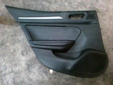 Porte arrière et accessoires Renault R9