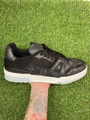 Size 9 LV (10-10.5 US) - Louis Vuitton Trainer ' Black ' | SUPER