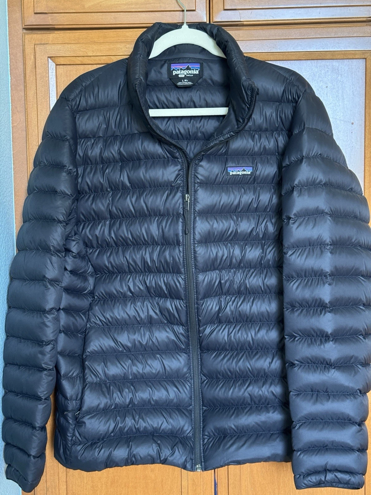 Patagonia Men's Down Sweater Jacket. Mid-Length. Size Large BLACK VGC FREE SHIP