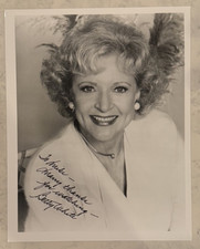 Betty White signed 8x10 photo Golden Girls Mary Tyler Moore