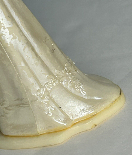 Vintage Bride & Groom Cake Topper HK 12 Paramount Bridal Shower Invitations US - Picture 14 of 24
