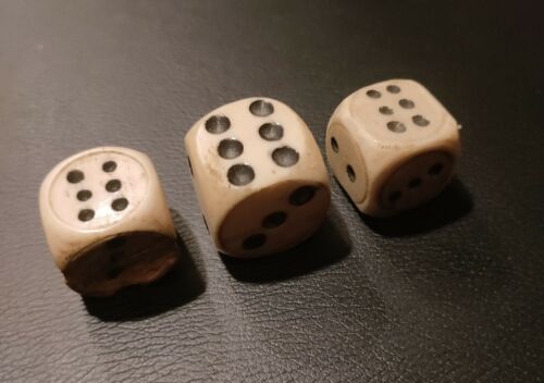 🎲 Antique bone dice set of 3 / jeu de bistrot / Antike Würfeln - Afbeelding 1 van 7