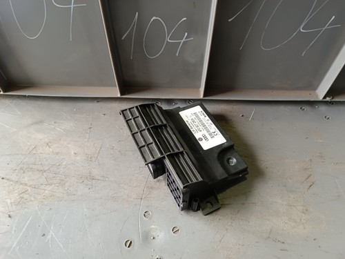 Audi A6 4F Bj.04 / Bordnetzsteuergerät ILM Beifahrer 4F0907280A 33000KM!