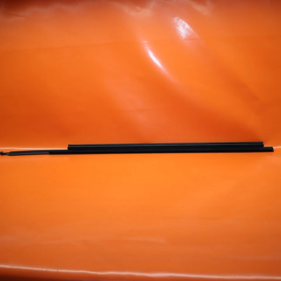 AUDI A5 CINTO DE PORTA ACABAMENTO CLIMÁTICO FAIXA ESQUERDA 2012 2013 2014 2015 2016 8T0853283M S5 - Imagem 4 de 4