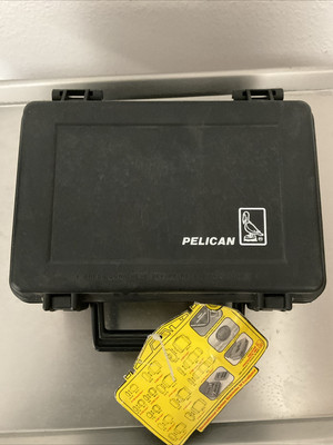 Pelican Case 1100 Hard Empty Box Case  8.5'' x 5.5'' / Excellent