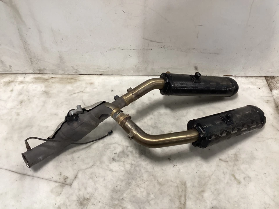 09-14 Yamaha R1 Two Brothers M2 Serie Negra Doble Carbono Deslizable Tubo Medio de Escape Foto 2 de 4