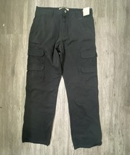NWT Wrangler Relaxed Fit Cargo Pants Black Men s Size 34x32
